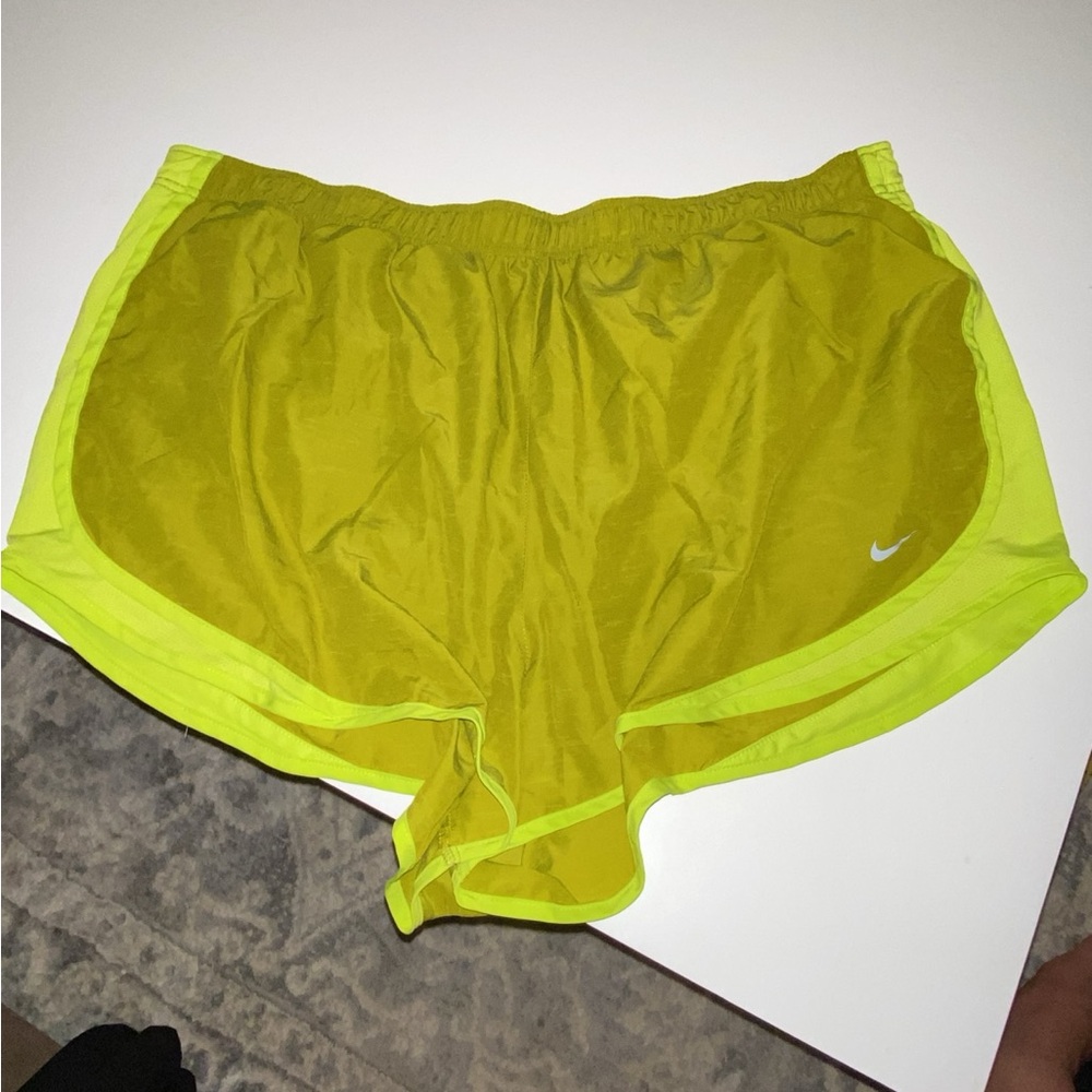 Nike tempo running shorts
